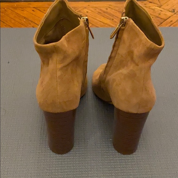 Open toe booties - Picture 3 of 4